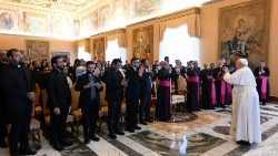 Papież Franciszek na spotkaniu z biskupami, księżmi i wiernymi Kościoła syromalabarskiego, 13 maja 2024 r.