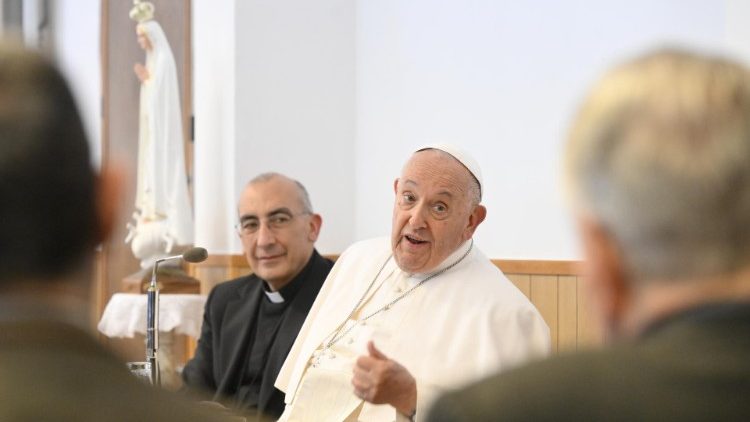 Spotkanie Papieża z księżmi w parafii św. Józefa al Trionfale