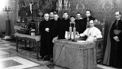 RV anni 40, Radio Vaticana