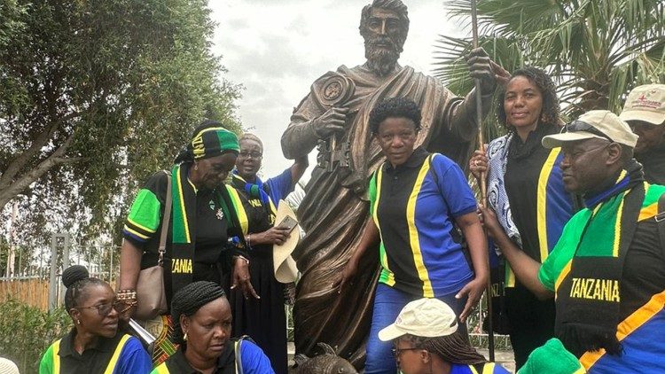WAWATA wakiwa kwenye hija Nchi Takatifu, Msiri na Yordani