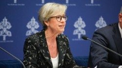 Linda Ghisoni, zv.sekretare e Dikasterit vatikanas për Laikët, Familjen dhe Jetën