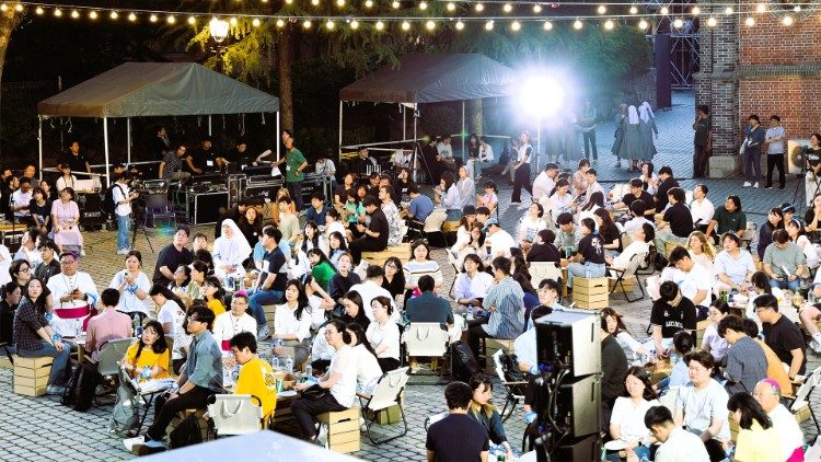 Siku ya Vijana Ulimwenguni: Seoul, Korea ya Kusini mwaka 2027