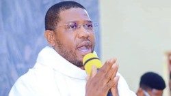 Père Chimaobi Clément Emefu, professeur de théologie au Nigéria. 