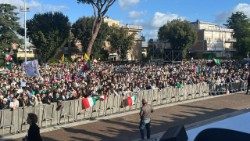 2025.04.25 La Via Lucis per il Giubileo degli adolescenti