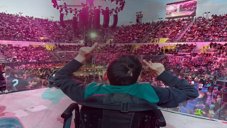 Derrubar preconceitos com o poder da inclusão: essa é a tarefa dos voluntários que ajudam pessoas com deficiência.