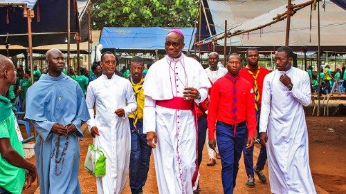 Mgr Houngbédji invite les jeunes béninois à être des acteurs du changement