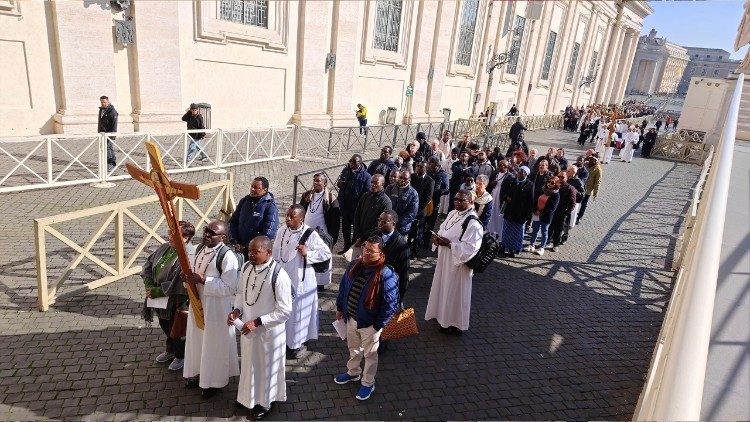 Missionaries of Africa, Missionary Sisters of Our Lady of Africa and laity