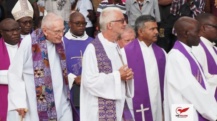Quelques concélébrants à la messe des 120 ans de la mission Chikuni